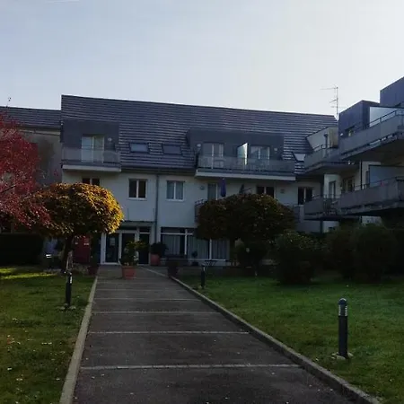 Le Repaire Du Golfeur De La Largue - Apart Otel
