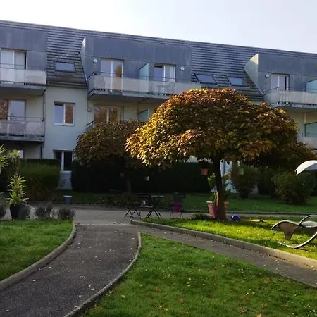 Apart Otel Le Repaire Du Golfeur De La Largue -