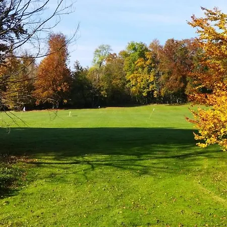 Appart hôtel Le Repaire Du Golfeur De La Largue -